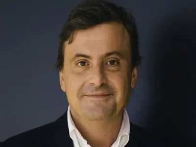 Carlo Calenda raccomanda Spot +6Z Virexa